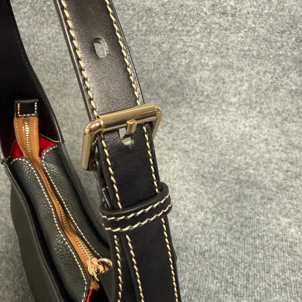 Dooney & Bourke Hobo Shoulder Bag Black Leather Inner Pocket Shoulder Strap